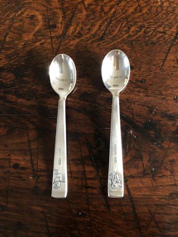 2 VARA lepeltjes, Sola 100 P en Sola 100 O beschikbaar voor biedingen