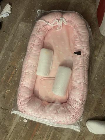 Baby nestje nieuw beschikbaar voor biedingen