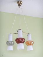 Leuke vintage hanglamp. Tricolore glazen kappen, Gebruikt, Vintage, Ophalen of Verzenden, Glas