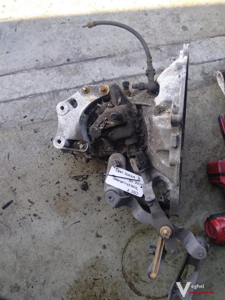 versnellingsbak Opel Corsa d 1.2 benzine, Auto-onderdelen, Transmissie en Toebehoren, Gebruikt, Ophalen