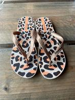Te koop slippers van Ipamerma maat 33/4, Ophalen of Verzenden, Zo goed als nieuw, Meisje, Overige typen