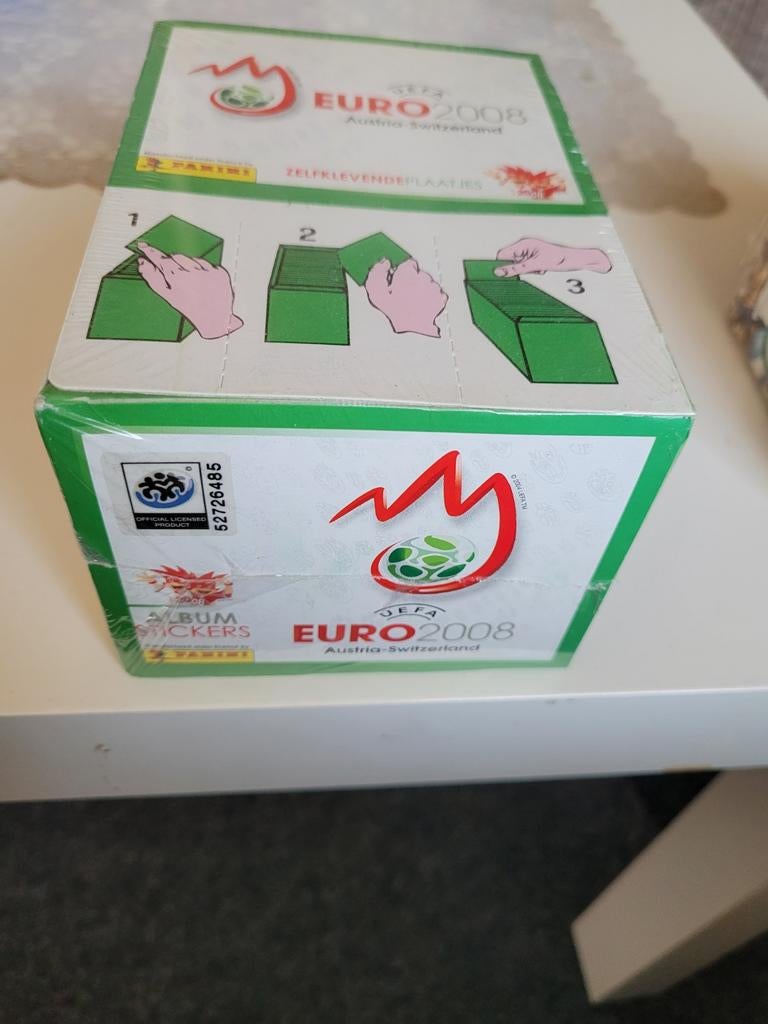 Panini box 2008, Ophalen of Verzenden, Nieuw, Buitenlandse clubs, Poster, Plaatje of Sticker