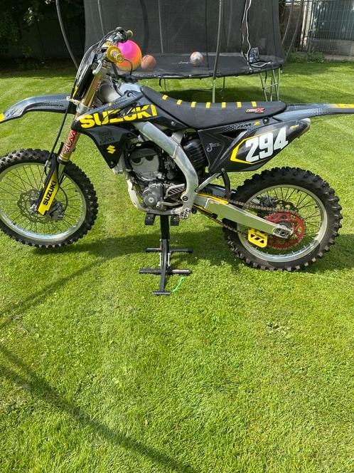 Suzuki rmz 250 injectie, Fietsen en Brommers, Brommers | Crossbrommers, Zo goed als nieuw, Suzuki, Ophalen