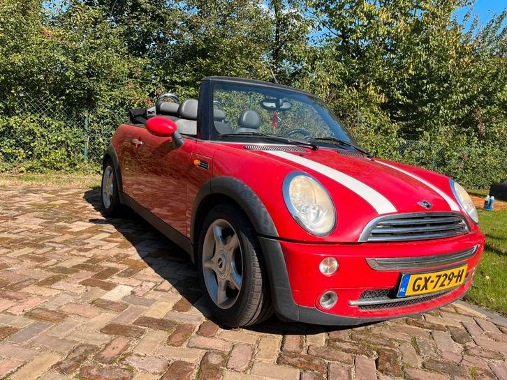 Mini 1.6 16V Cooper Cabrio 2005 Rood DEFECT, Auto's, Mini, Particulier, Cabrio, Benzine, E, Cabriolet, Handgeschakeld, Geïmporteerd