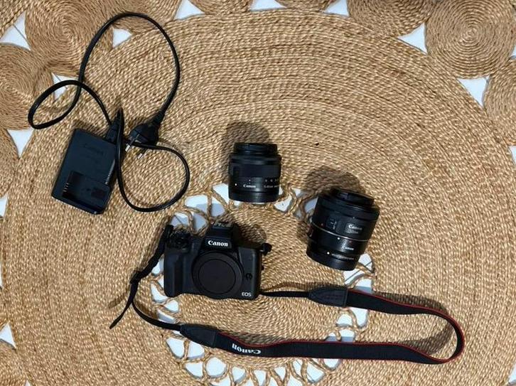 Canon EOS M50 systeemcamera body zwart + lenzen, Audio, Tv en Foto, Fotocamera's Digitaal, Zo goed als nieuw, Compact, Canon, Minder dan 4 keer