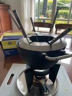 Zwaar gietijzeren fondue set met 6 stokjes, Witgoed en Apparatuur, Fonduesets, Ophalen, Gebruikt, Brander, Fondueset