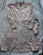 Jurk van Kdesign maat L met bloemen, Overige kleuren, Maat 42/44 (L), Ophalen of Verzenden, Knielengte