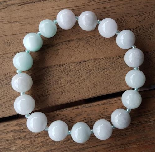 CZ86 Armband witte jade 10mm en larimar/mintgroene pectoliet, Sieraden, Tassen en Uiterlijk, Armbanden, Nieuw, Overige materialen