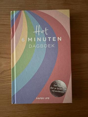 Het 6 Minuten Dagboek - Zo goed als nieuw! beschikbaar voor biedingen
