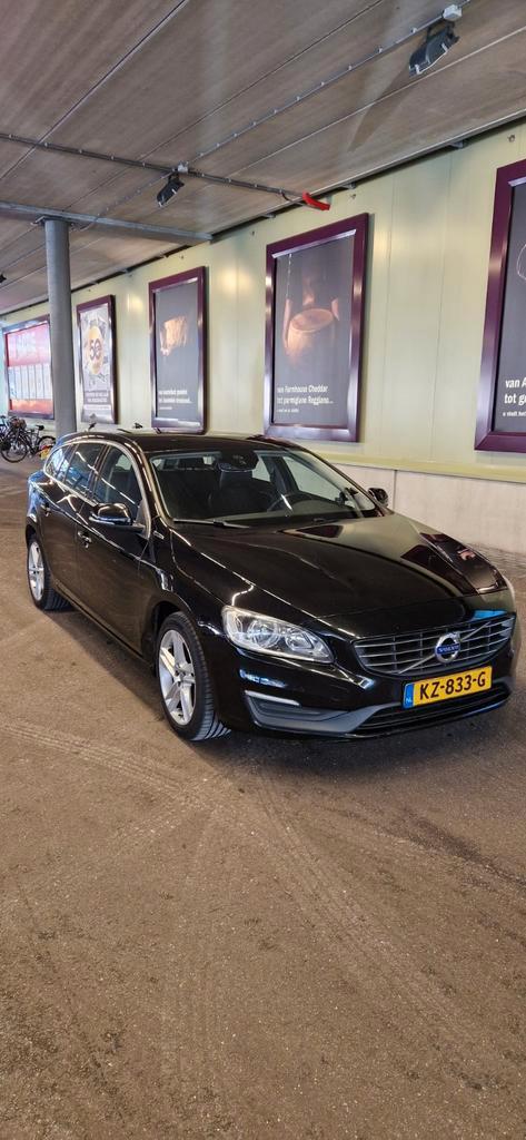 Volvo V60 D5 Twin Engine 231pk Geartronic AWD Plug In Hybrid, Auto's, Volvo, V60, Hybride Elektrisch/Diesel, Plug-in hybride, A