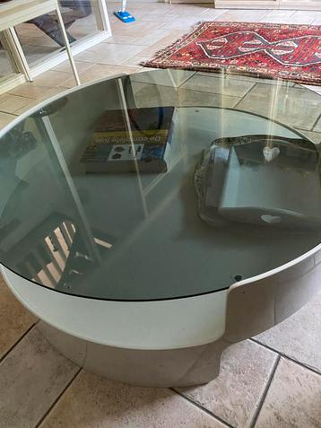 Retro salontafel beschikbaar voor biedingen