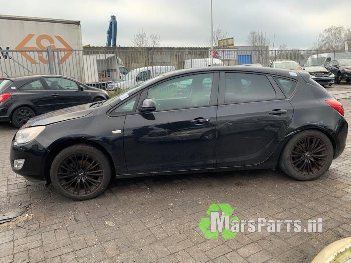 Carrosserie Hoek links-voor van een Opel Astra (GBG), Auto-onderdelen, Carrosserie en Plaatwerk, Opel, Gebruikt, 6 maanden garantie