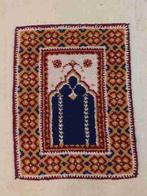 Vintage handgeknoopt smyrna kleed rood blauw 90/68, Huis en Inrichting, Stoffering | Tapijten en Kleden, Gebruikt, Etten-Leur