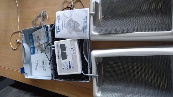 Hidrex connectION Hyperhidrosis iontoforese, Sieraden, Tassen en Uiterlijk, Uiterlijk | Lichaamsverzorging, Zo goed als nieuw