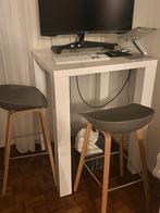 Hoge Glans Tafel met 3 Krukken - Werkhoek/Bar, Huis en Inrichting, Barkrukken, Kunststof, Gebruikt, Ophalen of Verzenden, 90 cm of meer