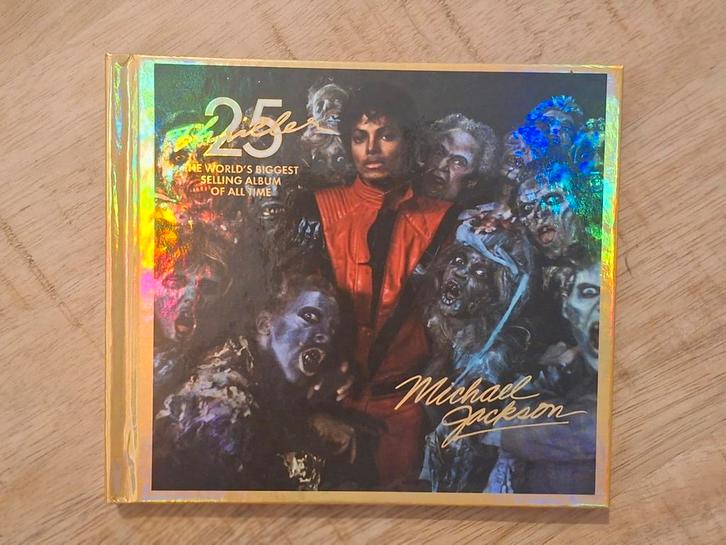 Michael Jackson - Thriller 25 Dubbel CD, Cd's en Dvd's, Cd's | Pop, Zo goed als nieuw, 1980 tot 2000, Ophalen of Verzenden