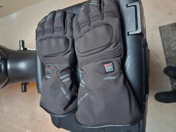 Richa Inferno 12V verwarmde handschoenen beschikbaar voor biedingen