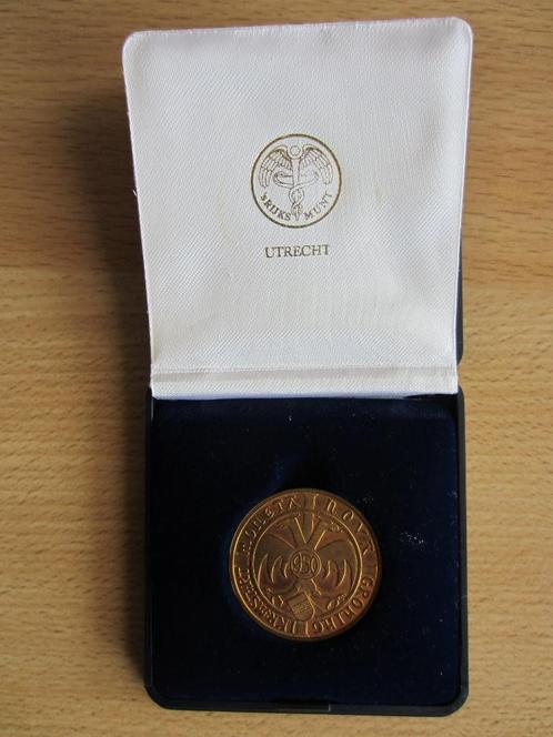 Te Koop  Penning Groningen 950 Jaar, Postzegels en Munten, Munten | Nederland, Losse munt, Overige waardes, Koningin Beatrix, Ophalen of Verzenden