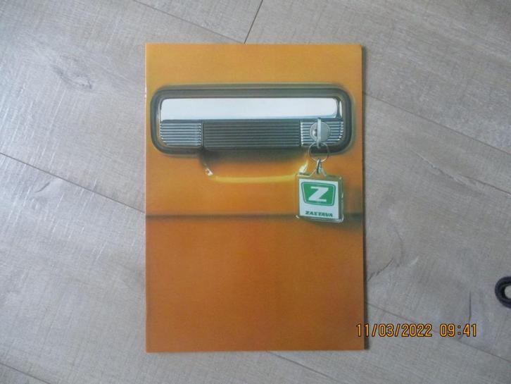 Zastava folders - Bulletins 1984  SALE  !!., Boeken, Auto's | Folders en Tijdschriften, Zo goed als nieuw, Overige merken, Verzenden