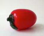 Glazen paprika rood met groen blaadje en steeltje 635-f, Antiek en Kunst, Ophalen of Verzenden