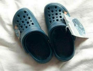 Stevige kinderslippers Crocs stijl maat: 26 - Nieuw! beschikbaar voor biedingen