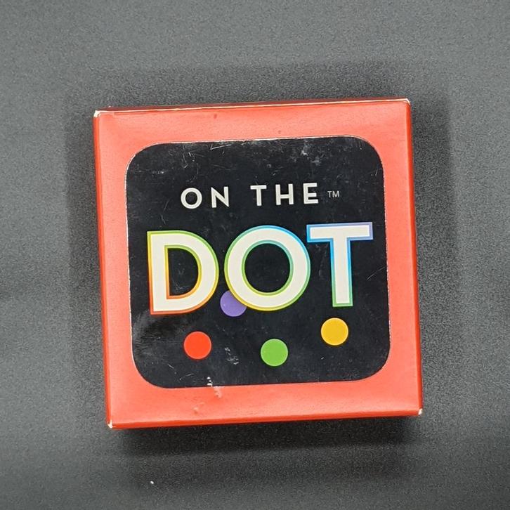 On the DOT, Hobby en Vrije tijd, Gezelschapsspellen | Overige, Zo goed als nieuw, Drie of vier spelers, Ophalen of Verzenden