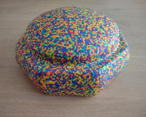 Stepping Stone hexagon confetti regenboog met deuk, Kinderen en Baby's, Speelgoed | Bouwstenen, Zo goed als nieuw, Overige merken