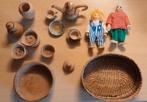 Lot vintage houten poppenhuis popjes & spulletjes, Ophalen of Verzenden, Gebruikt, Poppenhuis