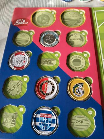  verzameling voetbalcluppies 21 stuks  beschikbaar voor biedingen