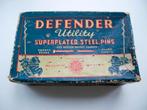 Defender Utility. Doos vol met spelden ca. 100 jaar oud., Ophalen of Verzenden
