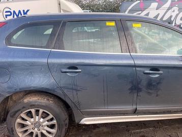 Portier 4Deurs rechts-achter van een Volvo XC60 (466) beschikbaar voor biedingen