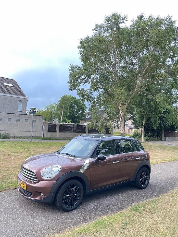 Mini Countryman 1.6 Cooper 2013 Bruin Holland street, Auto's, Mini, Particulier, Countryman, Airbags, Airconditioning, Bluetooth