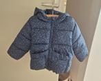 Winterjas met capuchon maat 98, Kinderen en Baby's, Kinderkleding | Maat 98, Meisje, Mango, Ophalen of Verzenden, Zo goed als nieuw