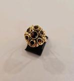 Vintage 14 karaats gouden ring bezet met Granaat geelgoud, Ophalen of Verzenden, Zo goed als nieuw, 17 tot 18, Dame