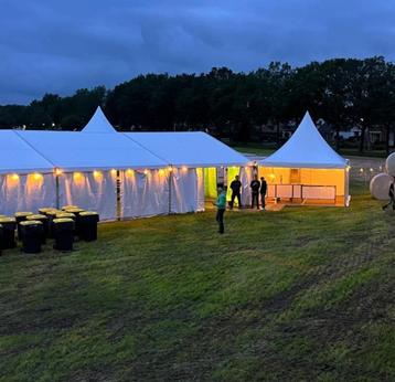 Kerst & Winterfeest materialen huren - tenten tap & meer! beschikbaar voor biedingen