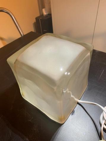 Iconische IKEA Lamp Iviken "Ice Cube". beschikbaar voor biedingen