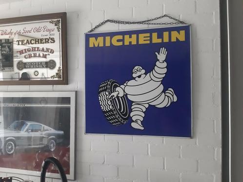 Emaille reclamebord dubbelzijdig  michelin, Verzamelen, Merken en Reclamevoorwerpen, Zo goed als nieuw, Reclamebord, Ophalen of Verzenden