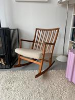 Hans wegner ML33 schommelstoel, Ophalen of Verzenden, Zo goed als nieuw, Stof, Eén