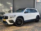 Mercedes-Benz GLB 250 4MATIC Advantage AMG PANO CARPLAY SFEE, Auto's, Automaat, Gebruikt, 4 cilinders, 2000 kg