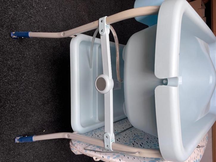 Chicco Cuddle & Bubble Verzorgingstafel - Babybadje met stan, Kinderen en Baby's, Badjes en Verzorging, Zo goed als nieuw, Badje