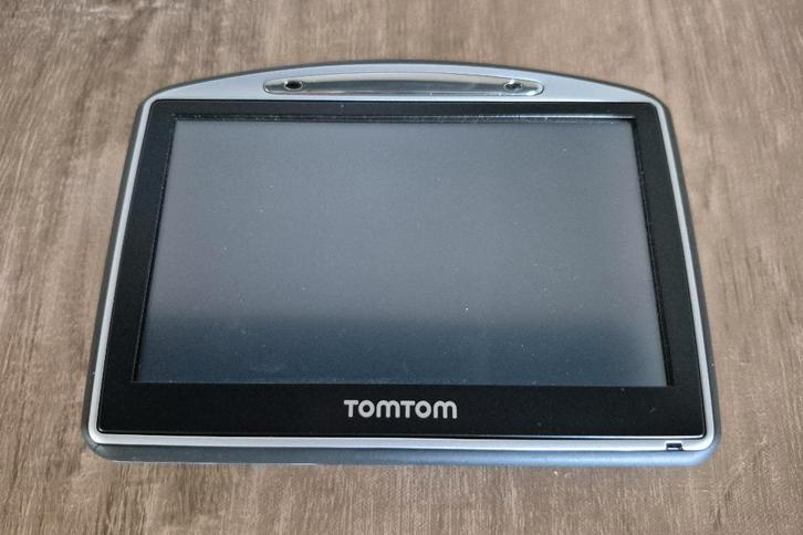 TomTom Go 730 – navigatiesysteem, Auto diversen, Autonavigatie, Gebruikt, Ophalen of Verzenden