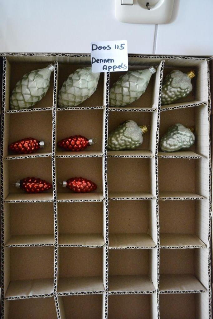 Dennenappels, doos 115, Diversen, Kerst, Gebruikt, Ophalen of Verzenden