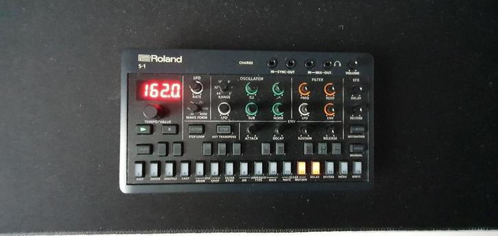 Synthesizer Roland Aira S1, Muziek en Instrumenten, Synthesizers, Gebruikt, Overige aantallen, Roland, Ophalen of Verzenden