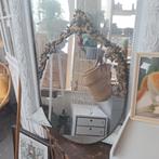 Antieke "strik" spiegel, Ophalen of Verzenden, Ovaal, Minder dan 50 cm