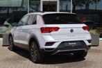 Volkswagen T-Roc 1.0 TSI Style 115pk I Navi I Camera I Clima, Keurmerk '100% Onderhouden', Stof, Gebruikt, Met garantie (alle)