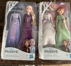 Disney anna en elsa frozen 2 barbie’s, Verzamelen, Disney, Ophalen of Verzenden, Zo goed als nieuw