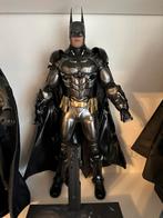 Batman arkham knight hot toys, Ophalen of Verzenden, Zo goed als nieuw, Actiefiguur of Pop