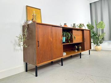 Vintage dressoir sideboard wandmeubel teak hout jaren 50/60 beschikbaar voor biedingen