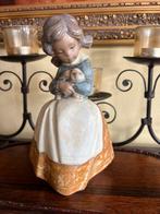 Lladro “ tenderness”, Ophalen of Verzenden, Zo goed als nieuw, Mens