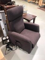 Sta op fauteuil Prominent Electrisch, Huis en Inrichting, Fauteuils, Zo goed als nieuw, 50 tot 75 cm, Ophalen